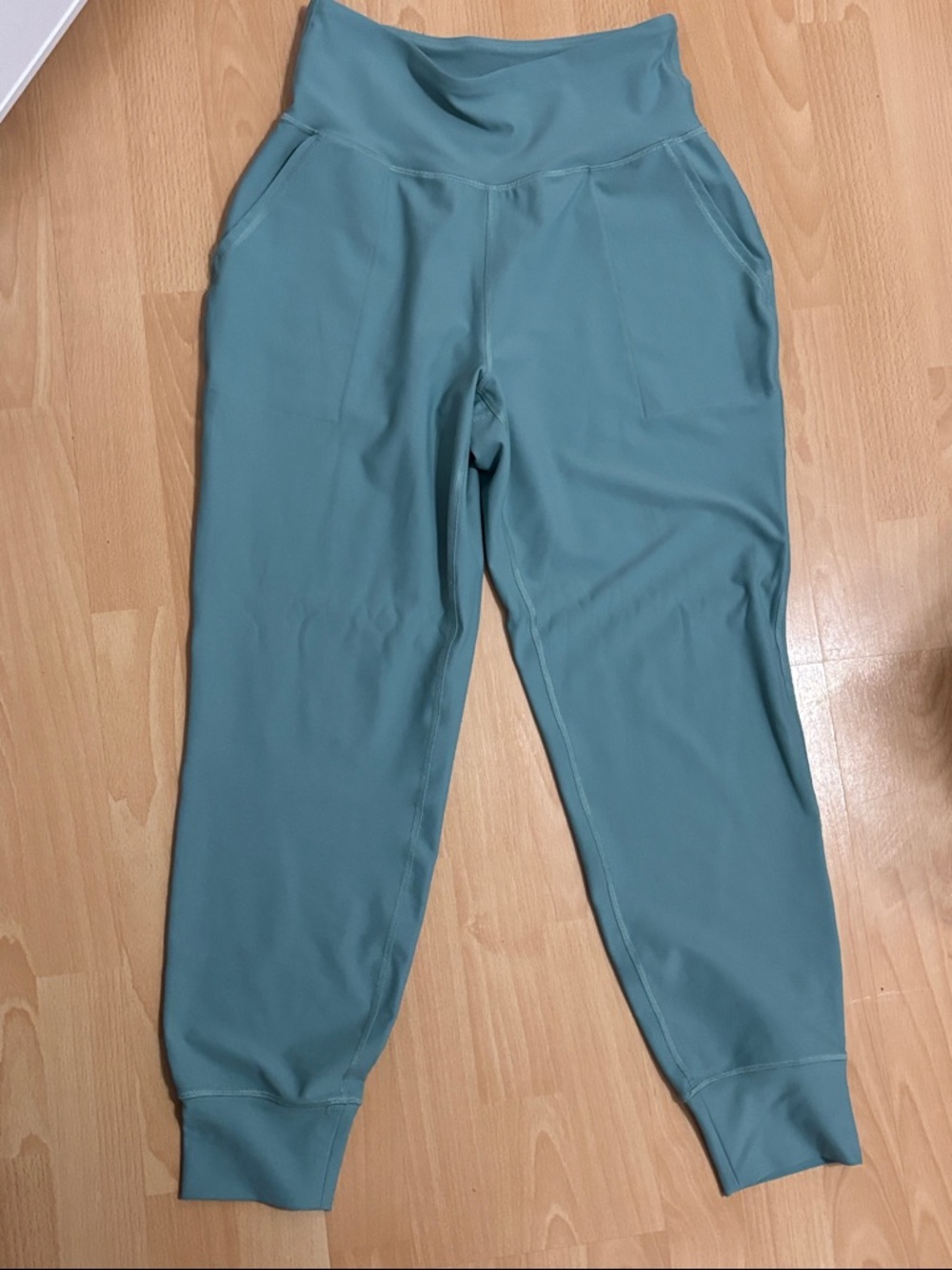 Old Navy Active Seafoam Green Powermove Leggings